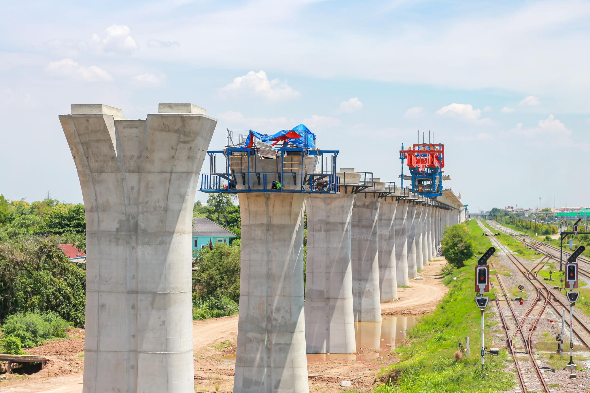 steel bridge fabrication & installation